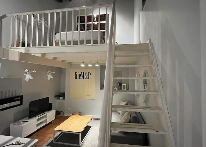 Life M&P Apartment